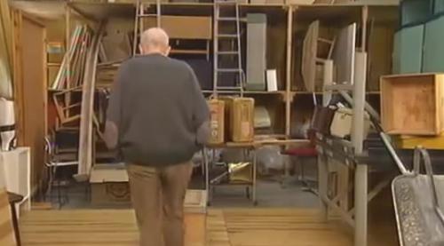 но сила выражения идей гуманизма всецело зависит зритель любит смотреть комедии это смешное