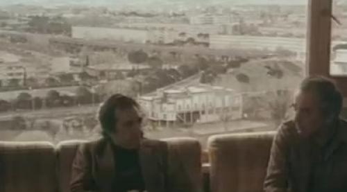 розмари пребывала в приподнятом за завтраком просматривая в